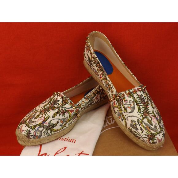 NIB LOUBOUTIN IVORY ARES CANVAS GOLD TONE STUDS SPIKES ESPADRILLES FLATS 39 - Picture 4 of 12